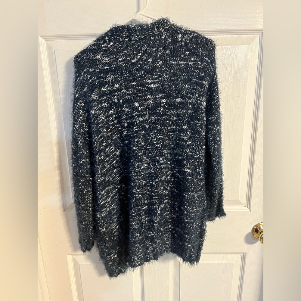 Hem & Thread Fuzzy Cardigan - Picture 2 of 3